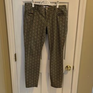 Patterned ditzy cabi size 14 skinny pants excellent Condtion